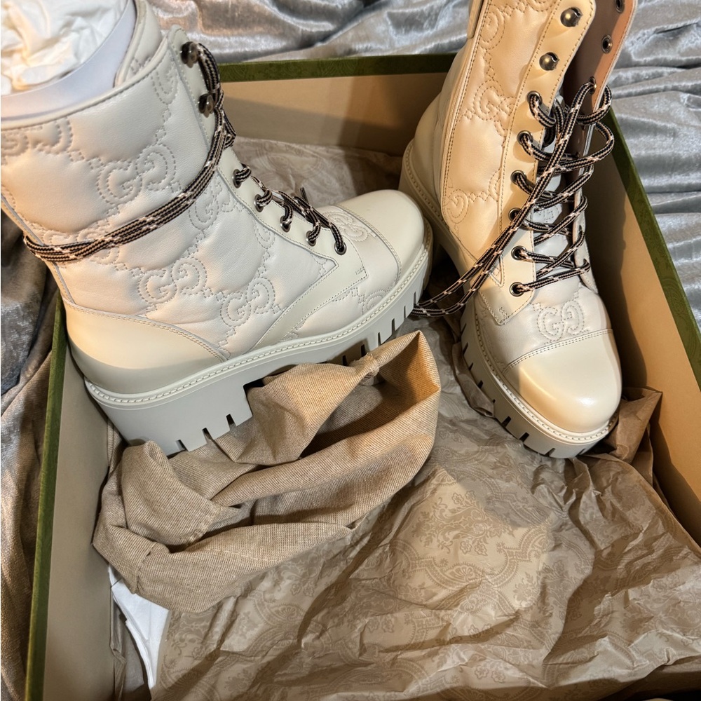 Gucci Cream Lace Up Boots